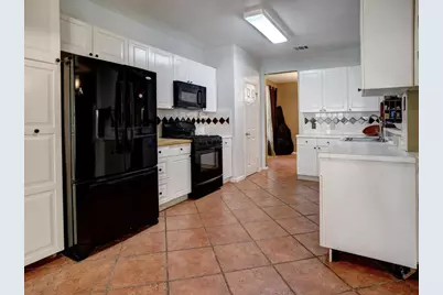 13204 Calf Roping Trail, Austin, TX 78727 - Photo 12