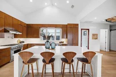 5001 Shoal Creek Boulevard, Austin, TX 78756 - Photo 6