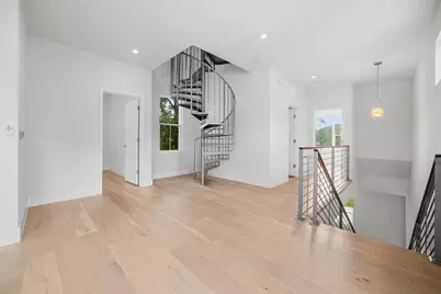 5001 Shoal Creek Boulevard, Austin, TX 78756 - Photo 16