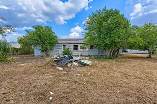 2212 Hunter Rd, San Marcos, TX 78666 - Photo 4