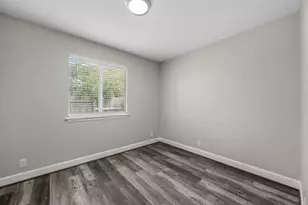 209 Clarks Way, Hutto, TX 78634 - Photo 18