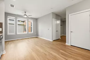 1900 Barton Springs Rd, Austin, TX 78704 - Photo 4