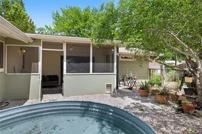 7523 Meadowview Lane, Austin, TX 78752 - Photo 24