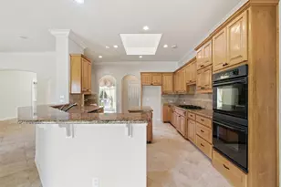 404 10 Oaks Dr, Georgetown, TX 78633 - Photo 10