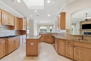 404 10 Oaks Dr, Georgetown, TX 78633 - Photo 8