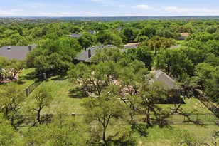 404 10 Oaks Dr, Georgetown, TX 78633 - Photo 38