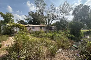 9732 FM 621, Staples, TX 78670 - Photo 18