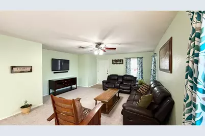 17305 Dashwood Creek Drive, Pflugerville, TX 78660 - Photo 4