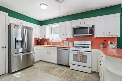8511 Burrell Drive, Austin, TX 78757 - Photo 10