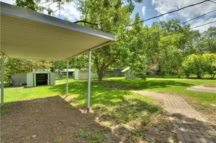 8511 Burrell Dr, Austin, TX 78757 - Photo 28
