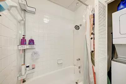 712 Graham Place #101, Austin, TX 78705 - Photo 18