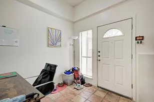 712 Graham Pl, Austin, TX 78705 - Photo 6