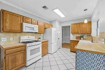 16605 Mixtli Cove, Leander, TX 78641 - Photo 12
