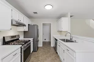 15532 Miss Adrienne's Path, Pflugerville, TX 78660 - Photo 16
