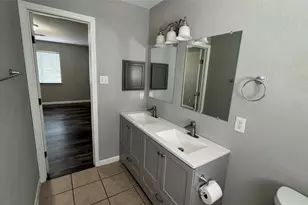 5605 Clyde Ln, Austin, TX 78754 - Photo 16