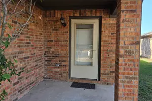 5605 Clyde Ln, Austin, TX 78754 - Photo 2