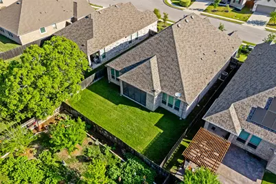 116 Texon Drive, Liberty Hill, TX 78642 - Photo 34