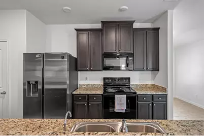 20009 Woodrow Wilson Street, Manor, TX 78653 - Photo 6
