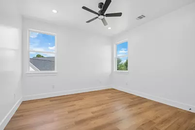 127 Kukui Court, Bastrop, TX 78602 - Photo 32