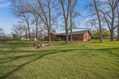 902 Ray Berglund Boulevard, Round Rock, TX 78664 - Photo 6