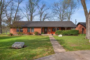902 Ray Berglund Blvd, Round Rock, TX 78664 - Photo 1