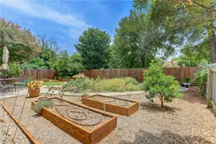 7809 Wakefield Dr, Austin, TX 78749 - Photo 18