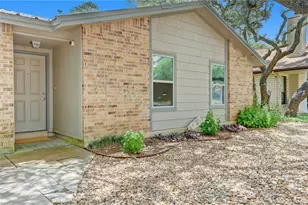 7809 Wakefield Dr, Austin, TX 78749 - Photo 8