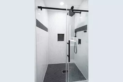 2014 Pecan Street, Bastrop, TX 78602 - Photo 10