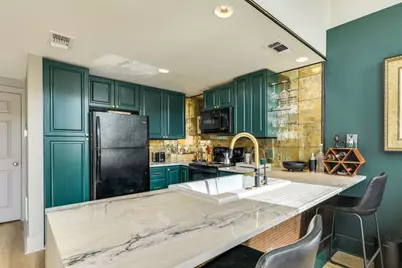 110 S Main Street S #101, Elgin, TX 78621 - Photo 36