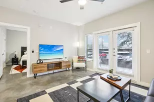 2505 Thornton Rd, Austin, TX 78704 - Photo 2
