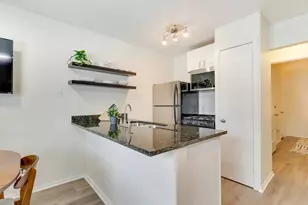 2401 Manor Rd, Austin, TX 78722 - Photo 14