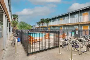 2401 Manor Rd, Austin, TX 78722 - Photo 18