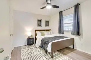 2401 Manor Rd, Austin, TX 78722 - Photo 10