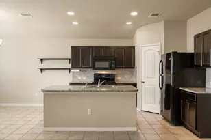110 Denton Dr, Hutto, TX 78634 - Photo 10