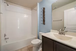 110 Denton Dr, Hutto, TX 78634 - Photo 20