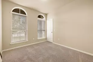 110 Denton Dr, Hutto, TX 78634 - Photo 18