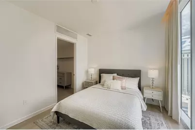 313 W 17th Street #1404, Austin, TX 78701 - Photo 22