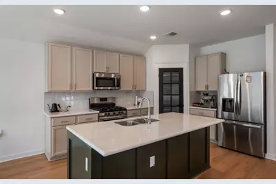 15607 Poppy Petal Drive, Del Valle, TX 78617 - Photo 8