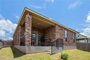 811 Sawbuck Dr, Pflugerville, TX 78660 - Photo 16