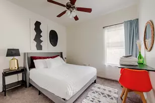 2404 E 13th St, Austin, TX 78702 - Photo 20