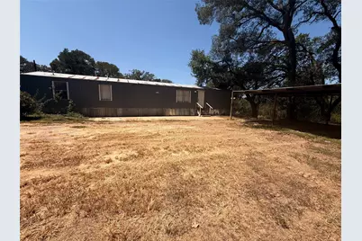 933 W Highway 71, Smithville, TX 78957 - Photo 20