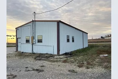 14201 S State Highway 95, Coupland, TX 78615 - Photo 10