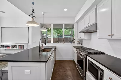 2901 Castro Street #2, Austin, TX 78702 - Photo 14