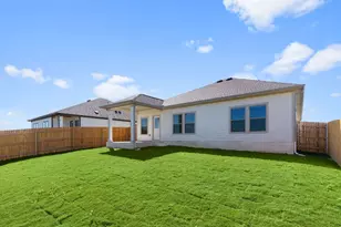 204 Sleep Holw, Jarrell, TX 76537 - Photo 22