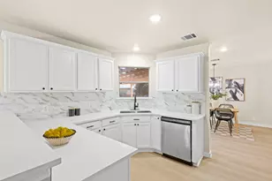 1407 Waterfall Ave, Leander, TX 78641 - Photo 8