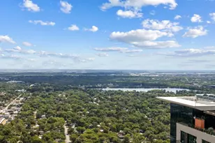 610 Davis St, Austin, TX 78701 - Photo 2