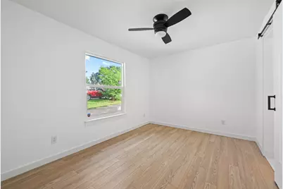 2313 Lakehurst Drive, Austin, TX 78744 - Photo 14