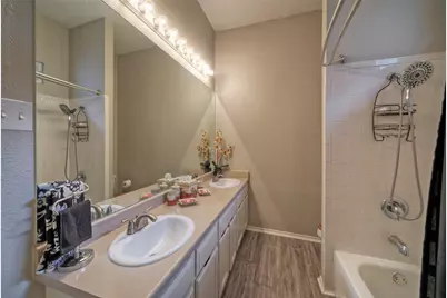 8105 Elkhorn Mountain Trail, Austin, TX 78729 - Photo 24