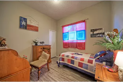 8105 Elkhorn Mountain Trail, Austin, TX 78729 - Photo 26