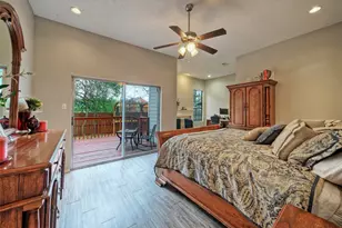 8105 Elkhorn Mountain Trail, Austin, TX 78729 - Photo 20